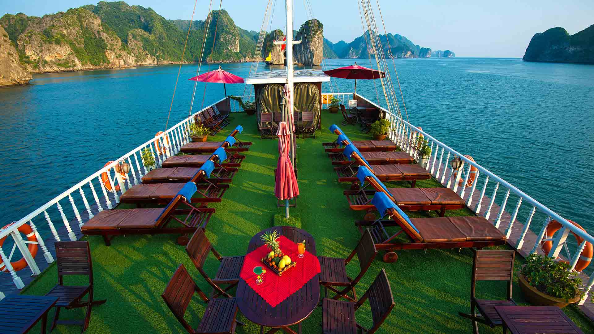 Gray Line Halong Cruise